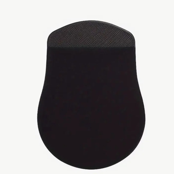 MacBook Pro 15” Case With Keyboard Cover And Mouse Storage Bag - Picture 4 of 5